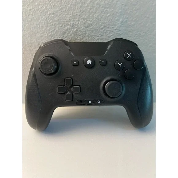 Bluetooth Black Controller - Picture 1 of 2